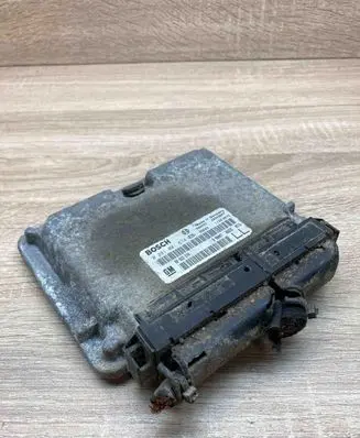 Opel Astra H Engine control unit/module ECU 90562574 0281001674 LLUsed