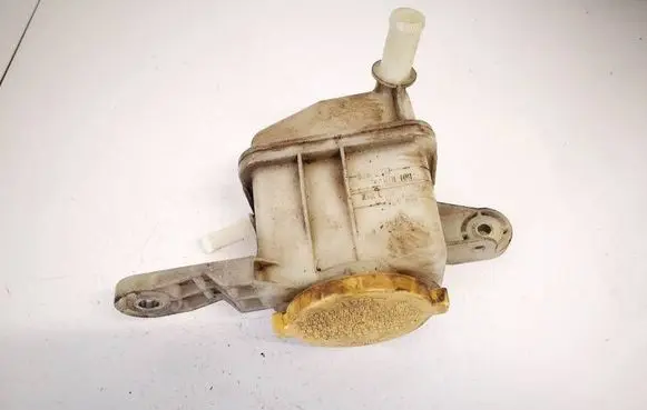 Subaru Impreza III Power steering fluid tank/reservoir 
