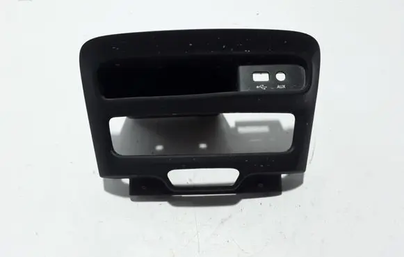 Chrysler Pacifica Panel trim 6EM06DX9AE