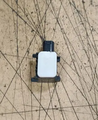 Mercedes-Benz ML W164 Airbag deployment crash/impact sensor 0038202826