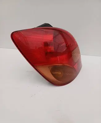 Toyota Corolla Verso E121 Rear/tail lights 1827