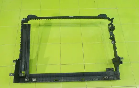 Jaguar XF X260 Radiator cooling fan shroud XP261