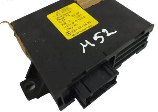Mercedes-Benz S W220 Light module LCM 2208203685