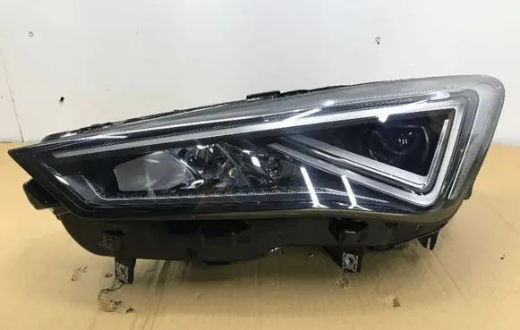 Seat Tarraco Headlight/headlamp 5FJ941007J