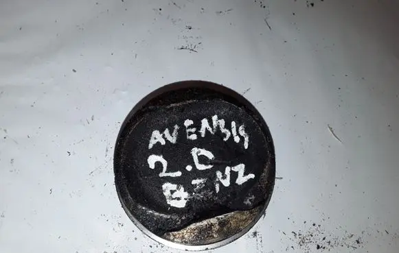 Toyota Avensis T220 Piston NOCODE