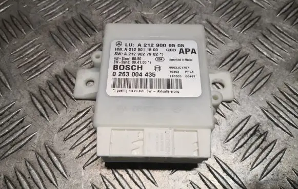 Mercedes-Benz E W212 Parking PDC control unit/module 2129009505 A2129009505