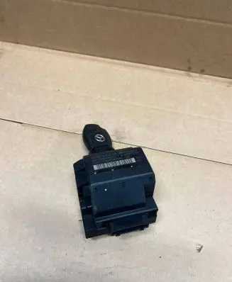 Mercedes-Benz CLK A209 C209 Ignition lock A2095450908 33002409 33002410
