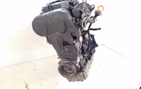Volkswagen PASSAT B6 Engine BMR082384