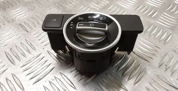 Mercedes-Benz C AMG W204 Light switch A2129050551