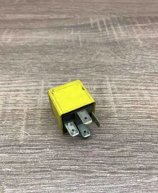 Ford Escort Other relay 81AG14N089CA V23134K6X38 77180