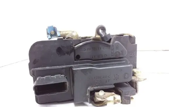 Citroen Berlingo Front door lock 