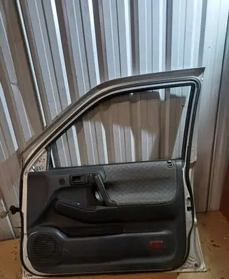 Opel Frontera B Front door