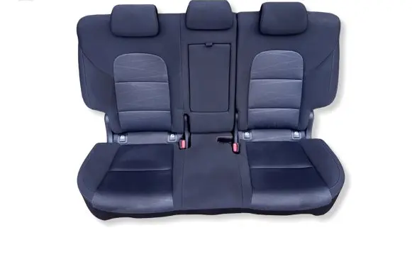 Hyundai Tucson TL Second row seats 