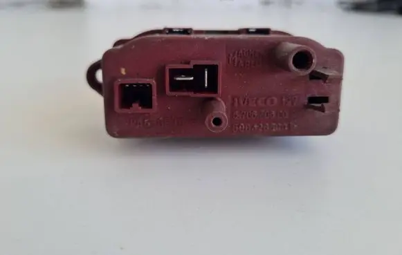 Iveco Daily 3rd gen Heater blower motor/fan resistor 500326590