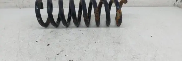 Mercedes-Benz C W203 Rear coil spring
