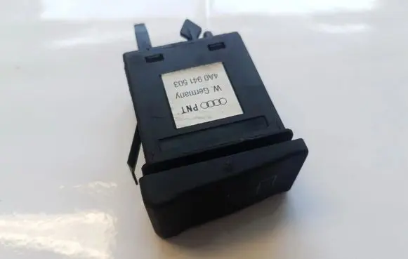 Audi 80 90 S2 B4 Windscreen/window heater switch 4a0941503
