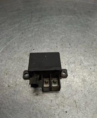 Mercedes-Benz E W210 Charging relay A0025423819