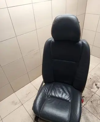 Volvo V70 Front passenger seat 