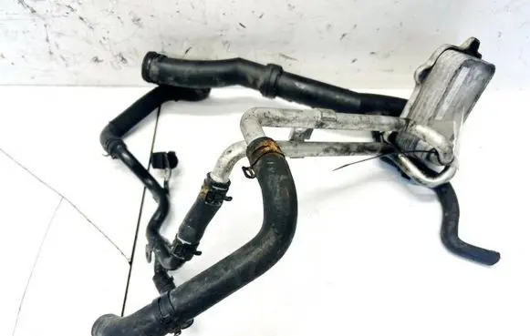 Engine oil radiator