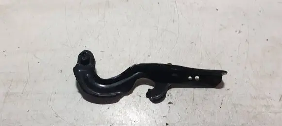 Engine bonnet/hood hinges