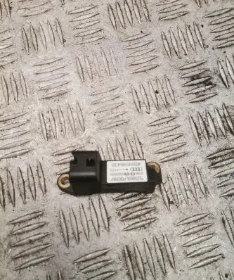 Audi A6 S6 C5 4B Airbag deployment crash/impact sensor 4b0959643b