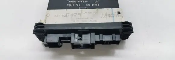 Mercedes-Benz E W210 Door control unit/module 2108207626 356826