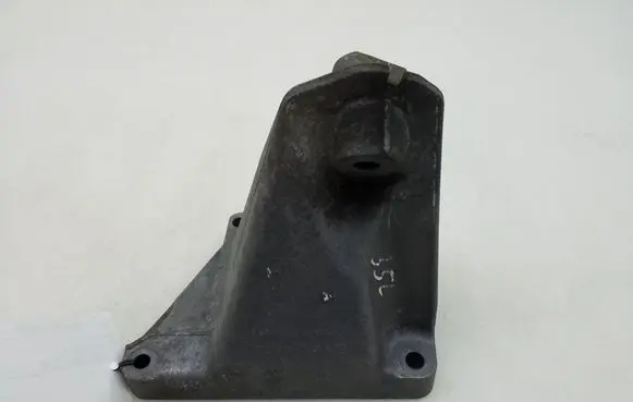 Mercedes-Benz S W221 Engine mounting bracket A2722230604