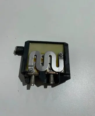 Mercedes-Benz C W205 Battery relay fuse A0009061505