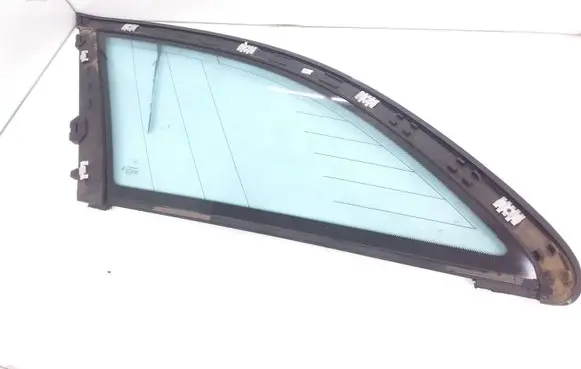 Mercedes-Benz C W203 Rear side window A2036700112 AS2