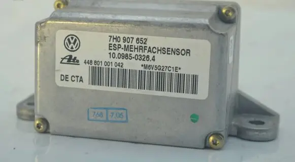 Volkswagen Touareg I ESP acceleration yaw rate sensor 7H0907652 10098503264 448801001042