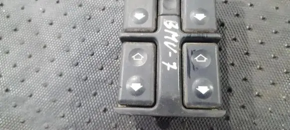 BMW 7 E32 Electric window control switch 1379075 03669