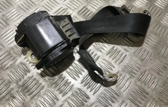 Volkswagen Golf IV Front seatbelt 1j0857731 56042690