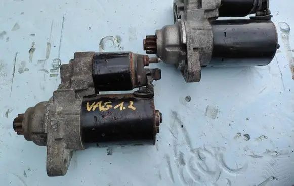 Volkswagen Polo IV 9N3 Starter motor 02T911023G 0001120400