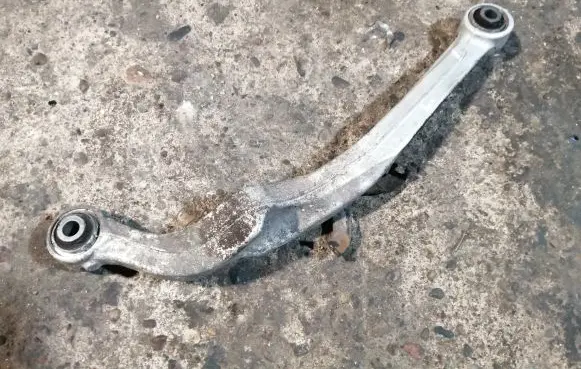 Nissan Qashqai Rear control arm