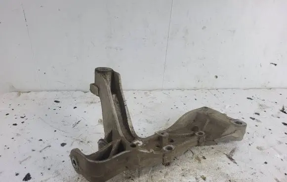 Skoda Octavia Mk2 (1Z) Front subframe 1k0199296F