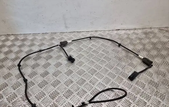 Ford Focus Windshield washer spray nozzle JX7B17666A