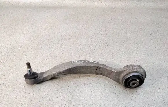 Mercedes-Benz CLS C218 X218 Front lower control arm/wishbone