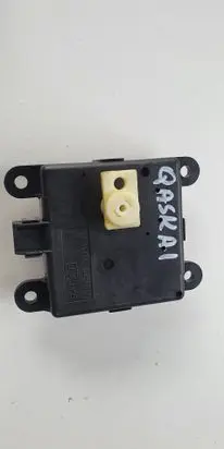 Nissan Qashqai+2 A/C air flow flap actuator/motor 