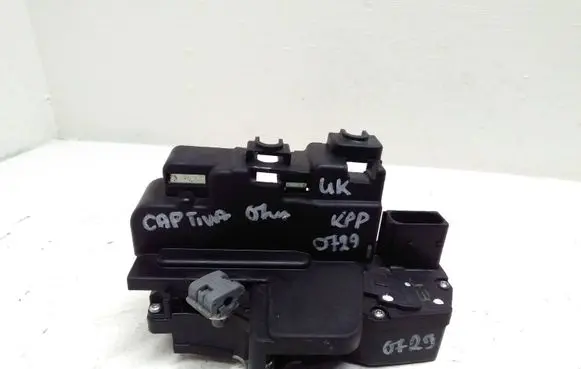 Chevrolet Captiva Front door lock