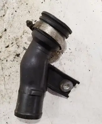 Nissan Qashqai+2 Engine coolant pipe/hose HP04