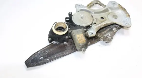 Toyota Verso-S Rear window lifting mechanism without motor 857100F040B