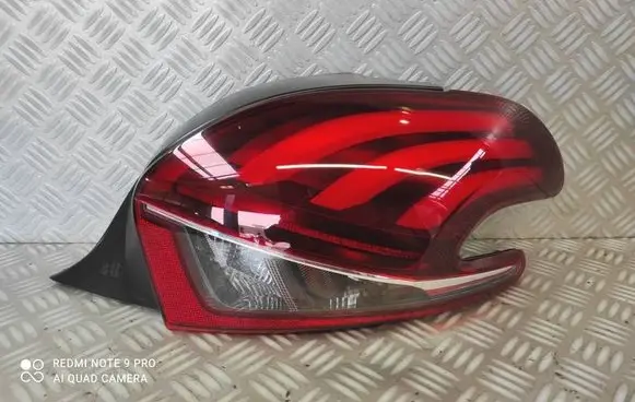 Peugeot 208 Rear/tail lights 9825601180 00196983