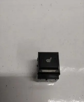 Land Rover Range Rover Sport L320 Seat heating switch YUF500120PVJ 70221A
