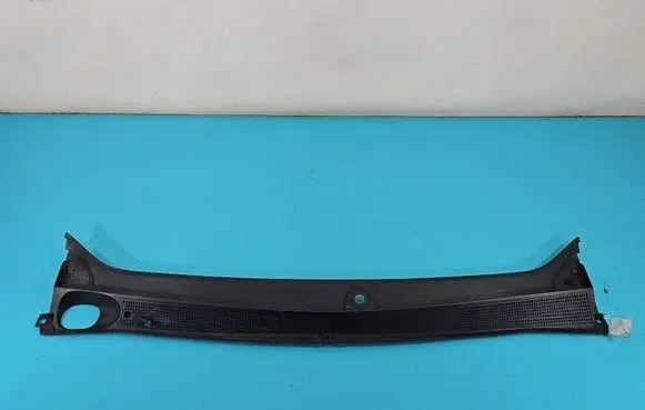 Dacia Duster II Wiper trim 668113292R IMPRK1493693