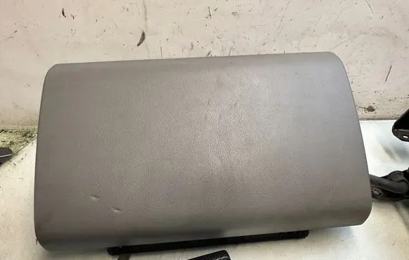 Porsche Cayenne (9PA) Glove box central console 90420
