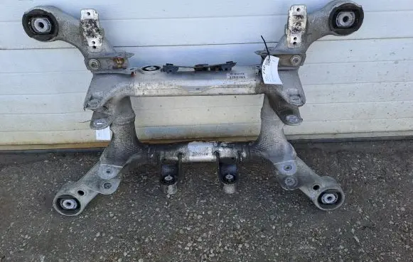 BMW 5 F10 F11 Rear subframe 6793801 6793802