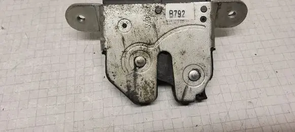 Fiat Bravo Tailgate/trunk/boot lock/catch/latch 55701971
