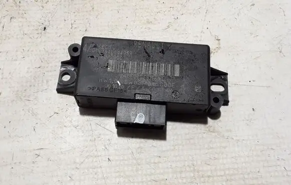 Renault Captur II Parking PDC control unit/module 284L04495R