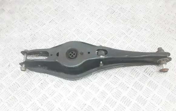 Volkswagen PASSAT B8 Rear upper control arm/wishbone 3Q0505311E
