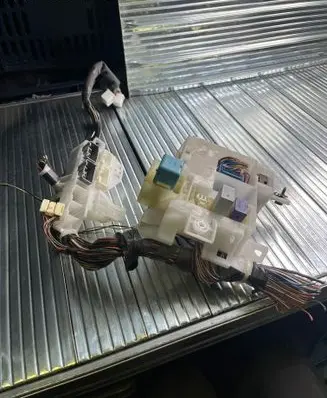 Toyota Corolla E120 E130 Fuse box set 7019TA1